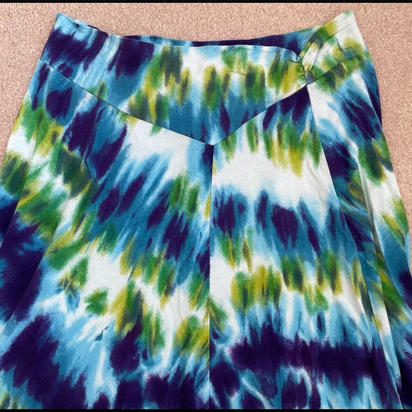 Tie Dye Skirt Size Small by 3 Dots - Picture 2 of 7